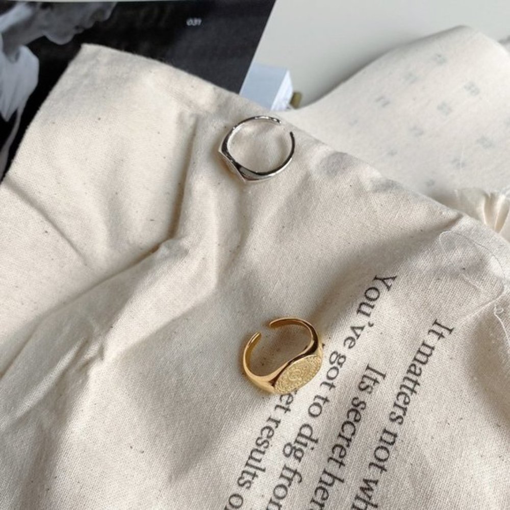 LAST ONE 💖18K Goldplated Moon and Sun Face Ring - Picture 3 of 10
